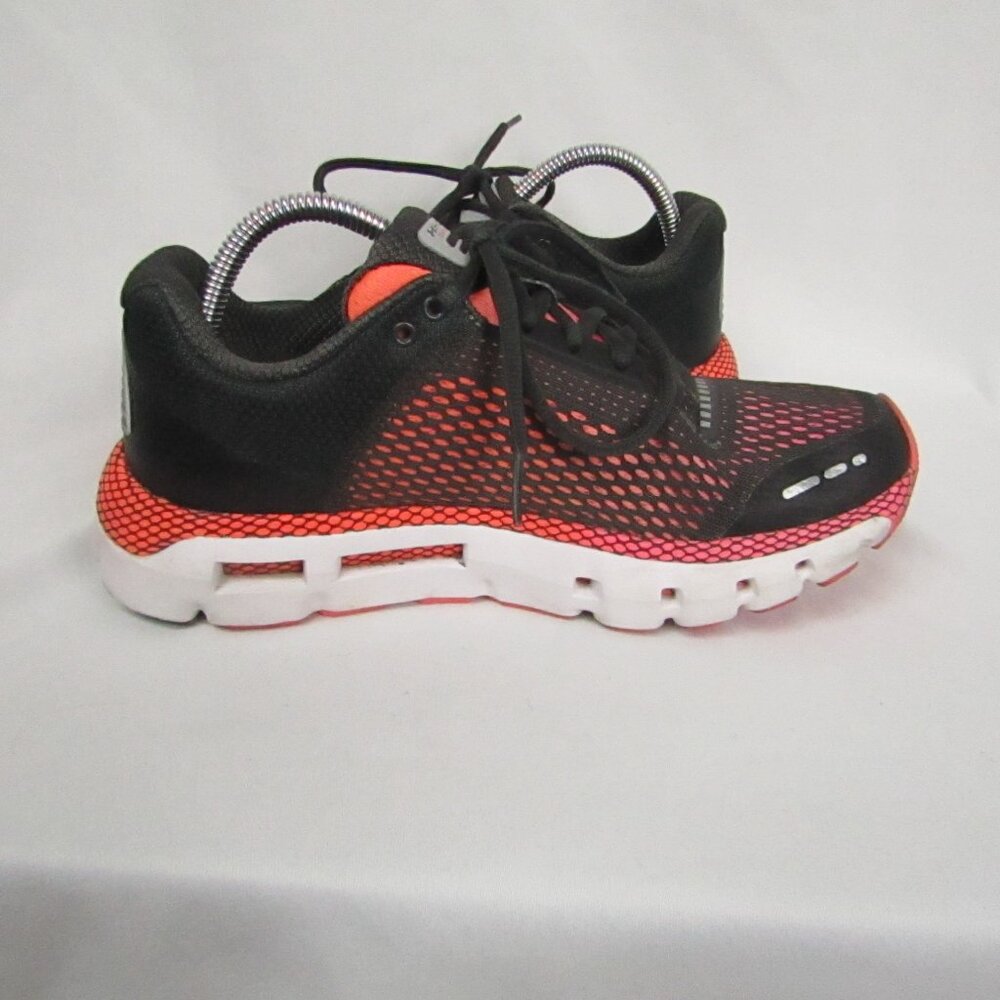 Womens Under Armour Size 8 HOVR INPINITE Tennis Shoe